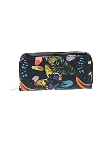 Unbranded Wallet (view 1)
