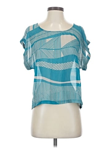 Xhilaration Short Sleeve Blouse (view 1)