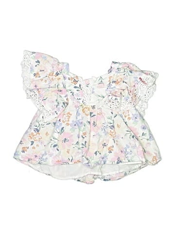 Cupcakes & Cashmere Short Sleeve Blouse (view 1)