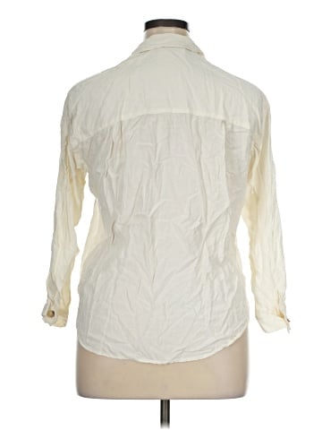 Liz Claiborne Collection 3/4 Sleeve Button-Down Shirt (view 2)