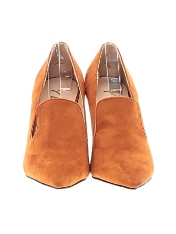 YDN Heels (view 2)
