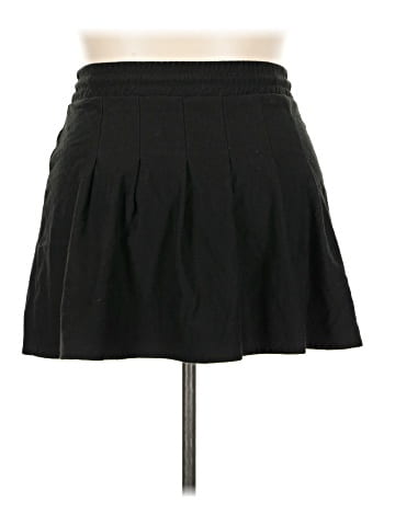 No Boundaries Casual Skirt (view 2)