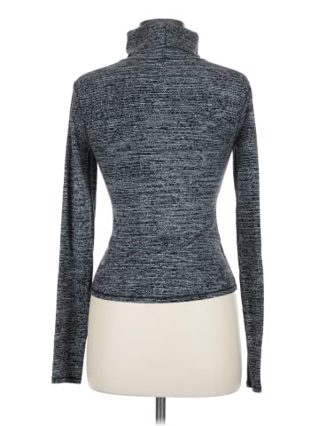 Lululemon Athletica Long Sleeve Turtleneck (view 2)