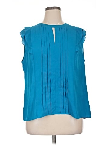 Elle Sleeveless Blouse (view 1)