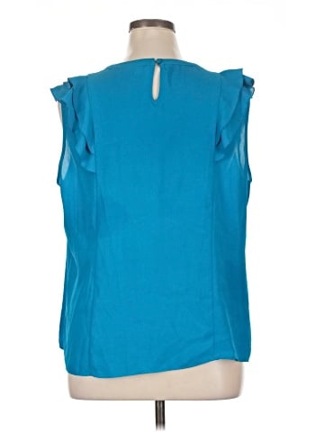 Elle Sleeveless Blouse (view 2)