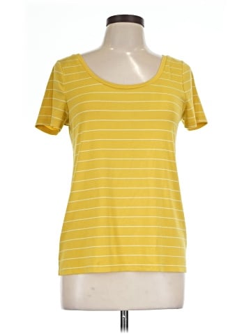 Old Navy Short Sleeve T-Shirt (view 1)