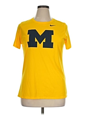 Nike Short Sleeve T-Shirt (view 1)