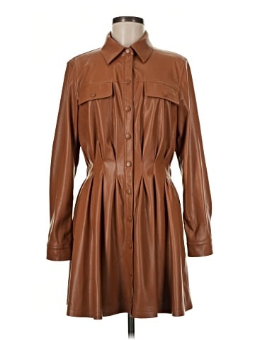Alice + Olivia Casual Dress (view 1)
