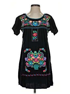 Izzy & Lola Casual Dress (view 1)