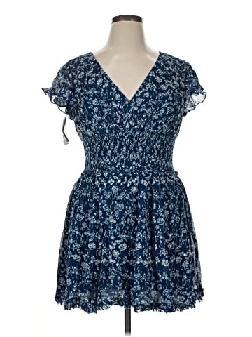 ML Monique Lhuillier Casual Dress (view 1)