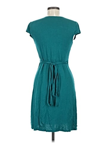 Old Navy Casual Dress (view 2)