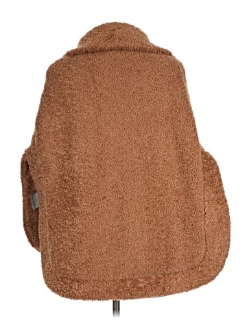 Dudley Stephens Poncho (view 2)