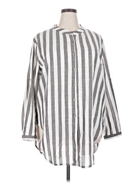Unbranded 3/4 Sleeve Button-Down Shirt (view 1)