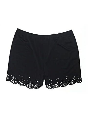 BLOOMCHIC Shorts (view 1)