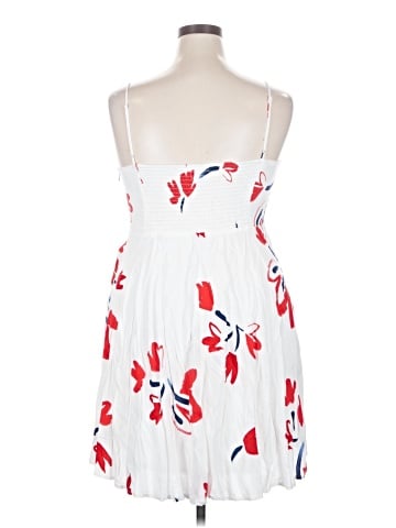 Old Navy Casual Dress (view 2)
