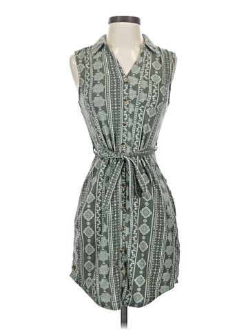 No Boundaries Casual Dress (view 1)