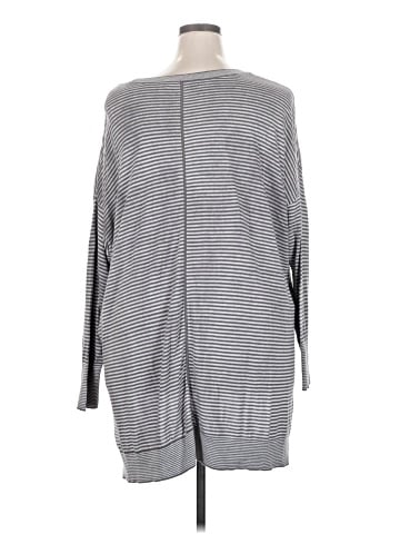 Sejour Long Sleeve T-Shirt (view 2)