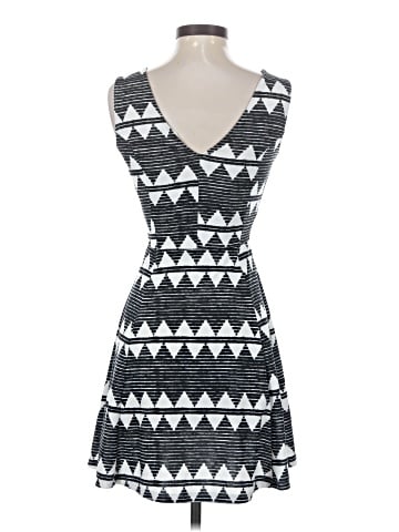 H&M Casual Dress (view 2)