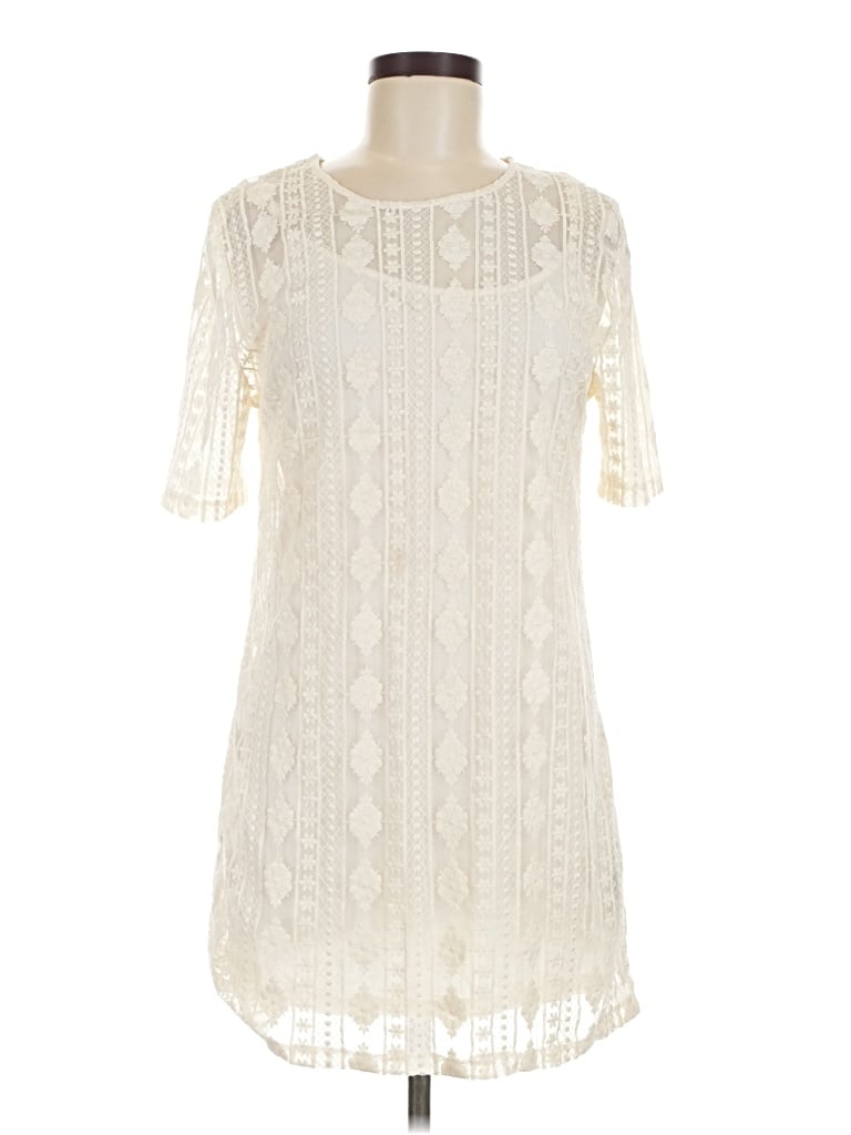 Pre-owned Forever 21 Casual Dress In Ivory