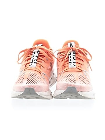 On Cloud Sneakers (view 2)