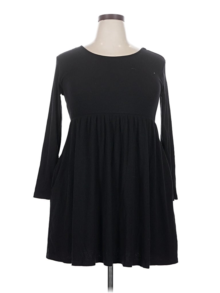 Pre-owned Old Navy Casual Dress In Black