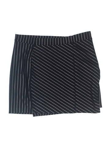 Charlotte Russe Skort (view 1)