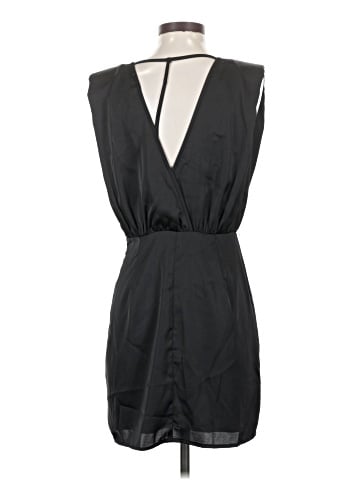 Le Lis Casual Dress (view 2)