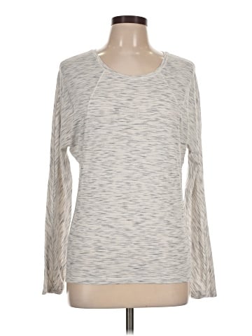 Lululemon Athletica Long Sleeve T-Shirt (view 1)