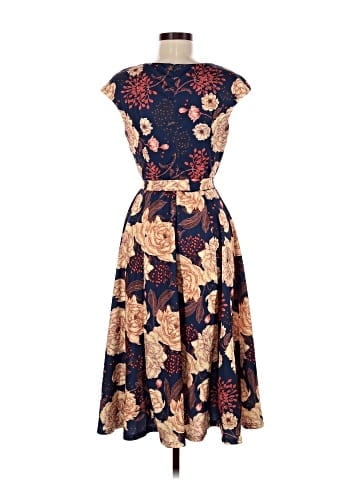 Dress Tells Casual Dress (view 2)