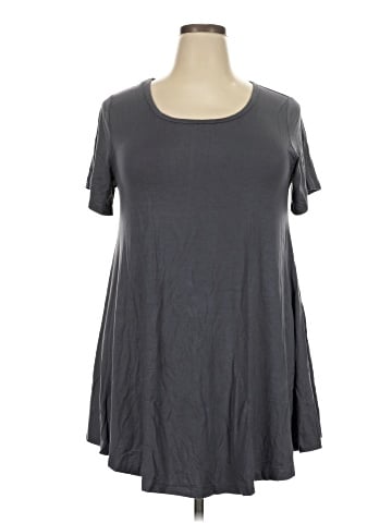 Larace Short Sleeve T-Shirt (view 1)