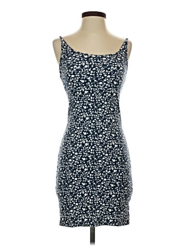 Old Navy Casual Dress (view 1)