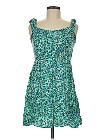 Old Navy Casual Dress (view 1)