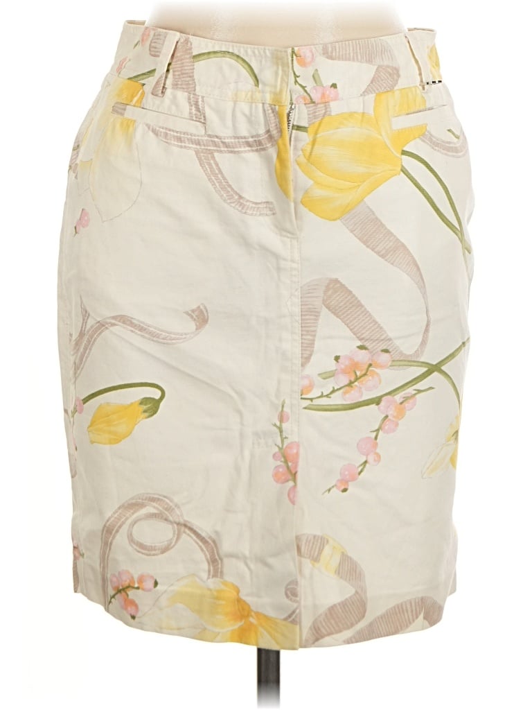 Pre-owned Ferragamo Casual Skirt In Ivory