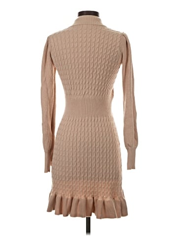 Flat White Casual Dress (view 2)