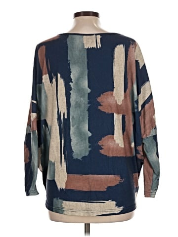 BLOOMCHIC Long Sleeve Top (view 2)