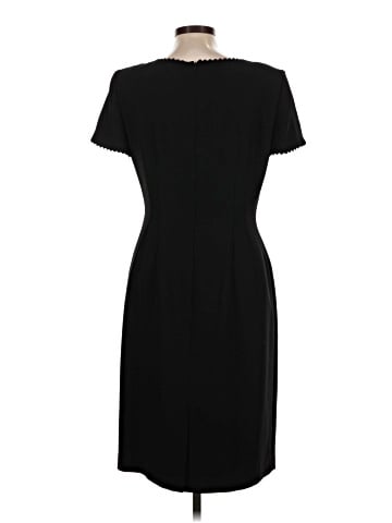 Donna Morgan Casual Dress (view 2)