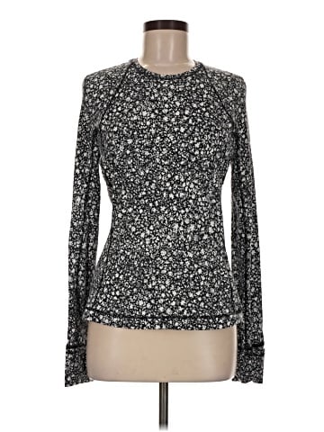 Lululemon Athletica Long Sleeve T-Shirt (view 1)