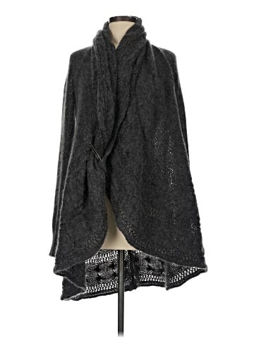 Victor Poncho (view 1)