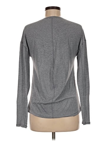 Lululemon Athletica Long Sleeve T-Shirt (view 2)