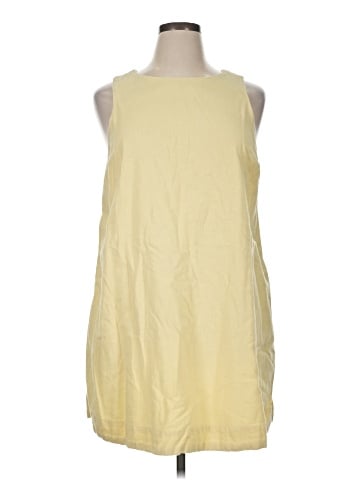 Abercrombie & Fitch Casual Dress (view 1)
