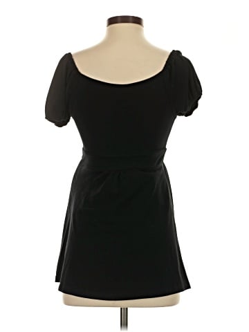Liz Lange Maternity for Target Short Sleeve Top (view 2)