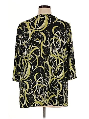 Maggie Barnes 3/4 Sleeve Blouse (view 2)