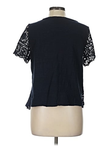 Onque Casuals Short Sleeve Top (view 2)
