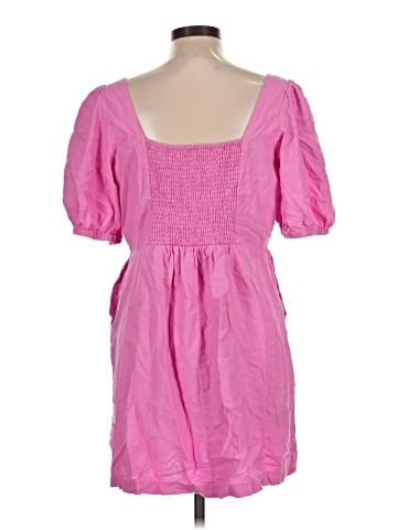 Old Navy Casual Dress (view 2)