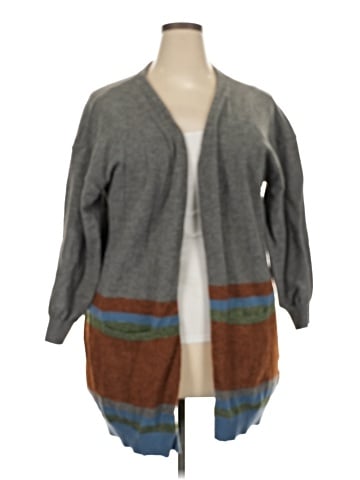 BLOOMCHIC Cardigan (view 1)