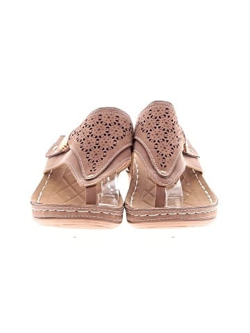Unbranded Wedges (view 2)