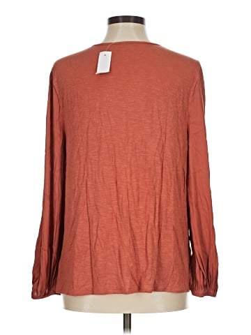 Ann Taylor Long Sleeve T-Shirt (view 2)