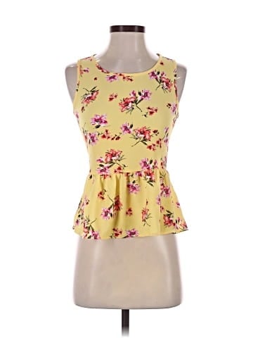 Como Vintage Sleeveless Blouse (view 1)