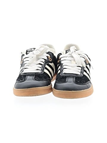 Adidas Sneakers (view 2)