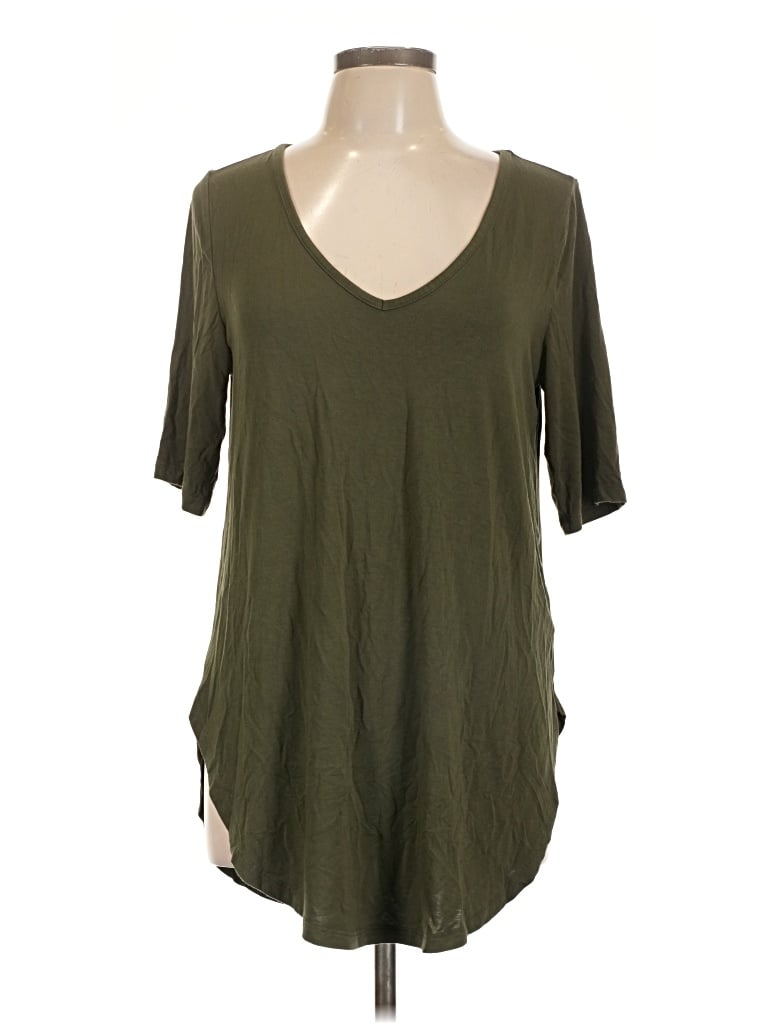 Pre-owned Torrid Short Sleeve Top Green V-neck Tops